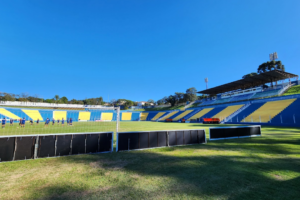 Estádio José Chiappin em Arapongas, PR.